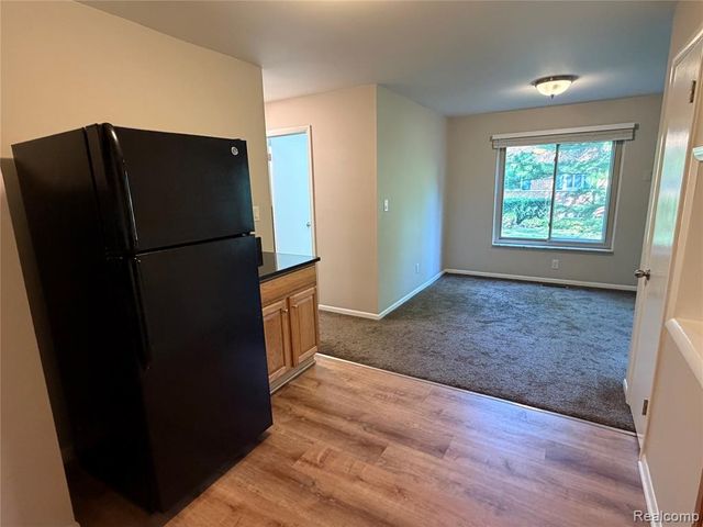 946 N Adams Road 3, Birmingham, MI 48009
