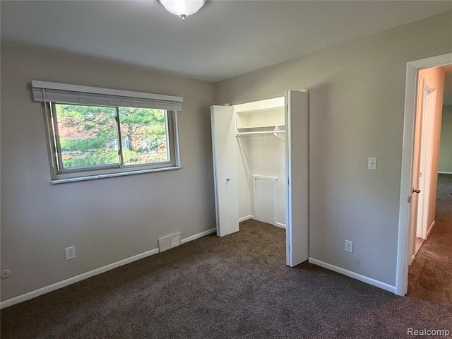 946 N Adams Road 3, Birmingham, MI 48009