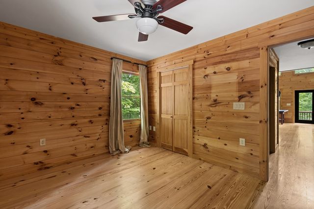52 Merit Court, Ellijay, GA 30540