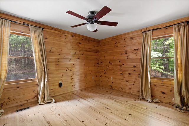 52 Merit Court, Ellijay, GA 30540