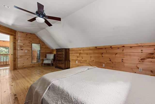 52 Merit Court, Ellijay, GA 30540