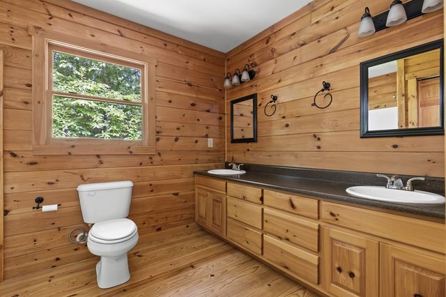 52 Merit Court, Ellijay, GA 30540