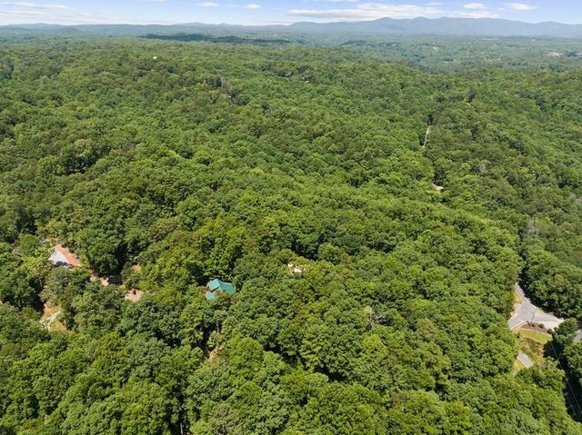 52 Merit Court, Ellijay, GA 30540