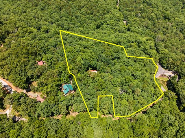 52 Merit Court, Ellijay, GA 30540