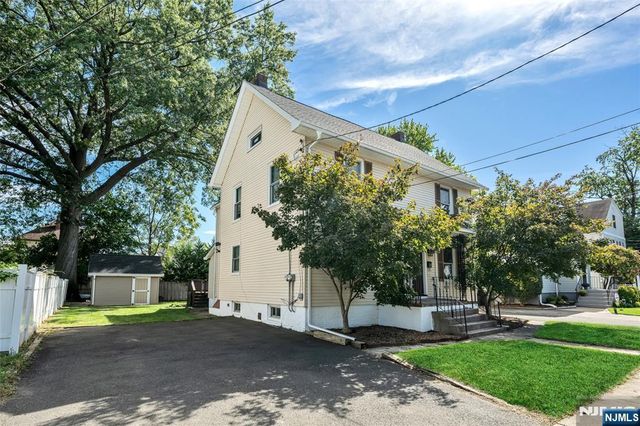 31-33 William Street, Bergenfield, NJ 07621