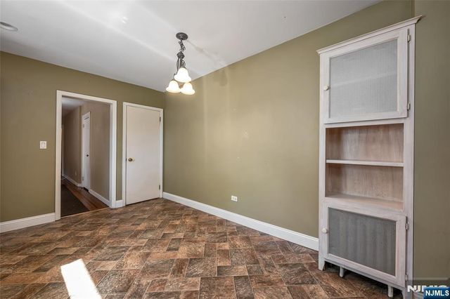 31-33 William Street, Bergenfield, NJ 07621