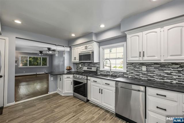 31-33 William Street, Bergenfield, NJ 07621