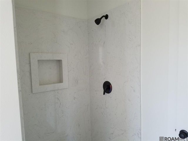 519 Flycatcher Dr, Baton Rouge, LA 70810