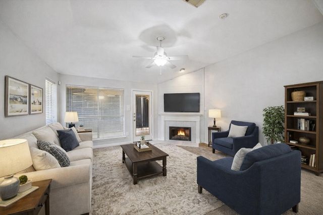 1722 Red Oak Terrace, Houston, TX 77339