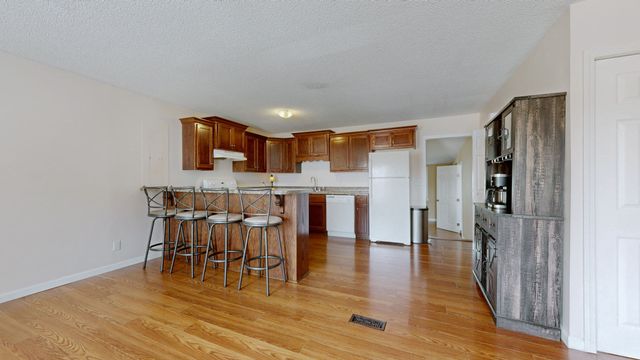 100 Waggoner St, Decherd, TN 37324