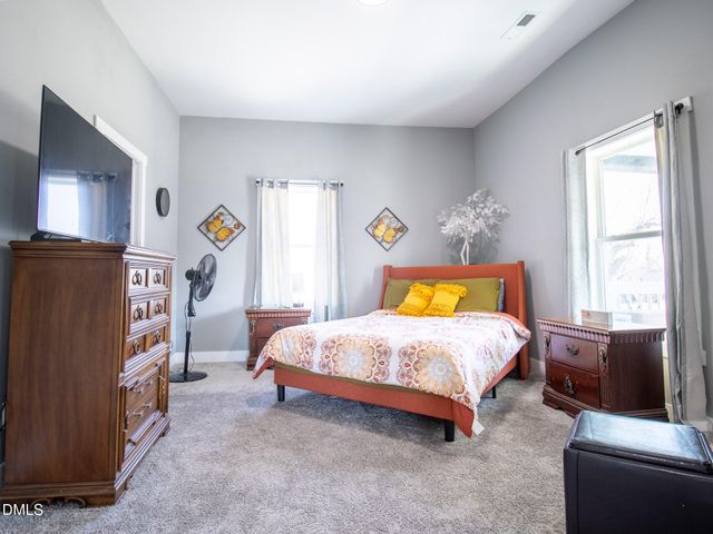719 S Main Street, Roxboro, NC 27573