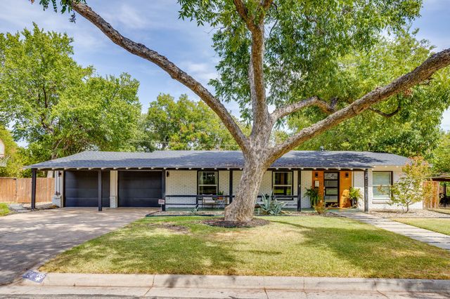 4224 Lanark Avenue, Fort Worth, TX 76109