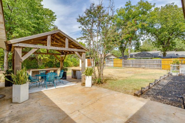 4224 Lanark Avenue, Fort Worth, TX 76109