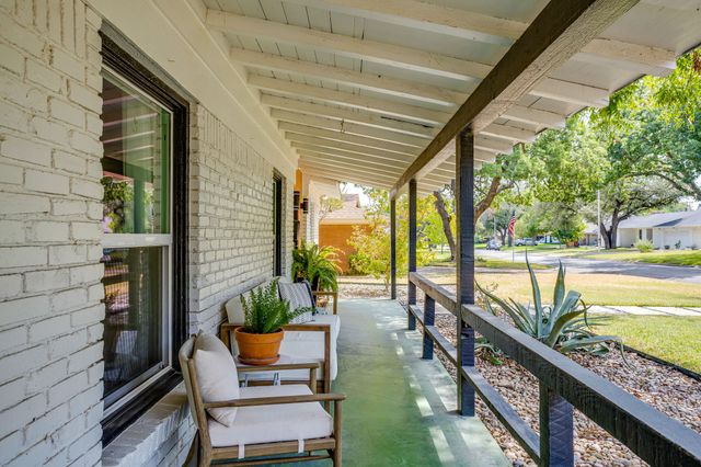 4224 Lanark Avenue, Fort Worth, TX 76109