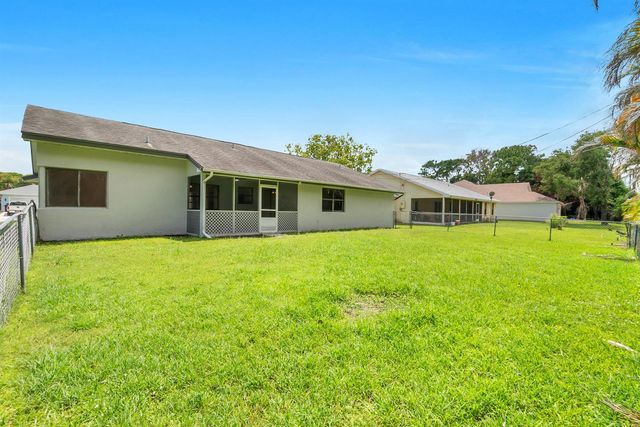 731 SE Majestic Terrace, Port St. Lucie, FL 34983