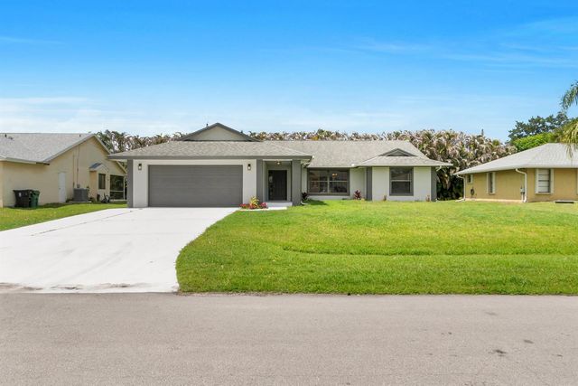 731 SE Majestic Terrace, Port St. Lucie, FL 34983