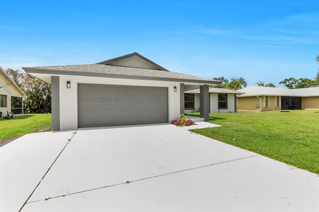 731 SE Majestic Terrace, Port St. Lucie, FL 34983