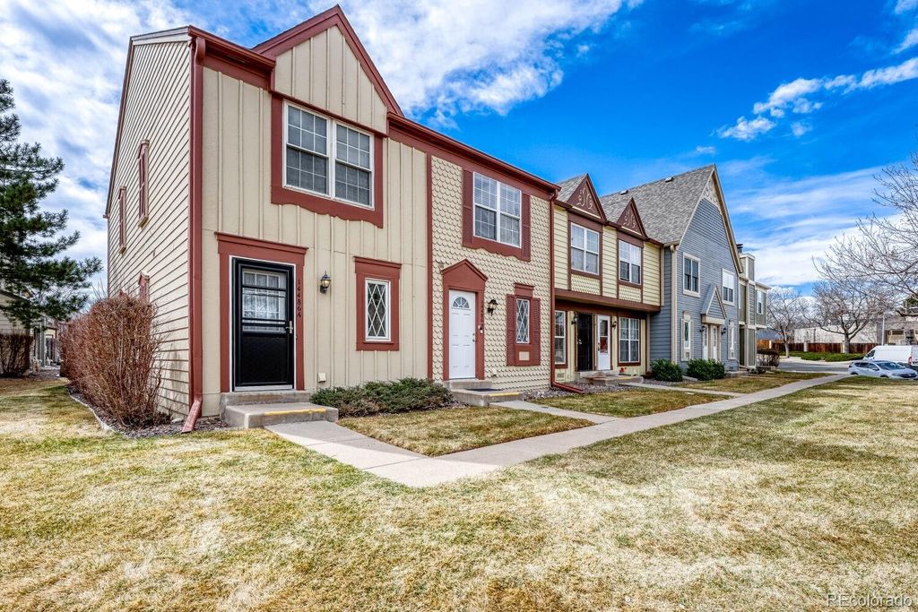 14486 E Hawaii Circle B, Aurora, CO 80012