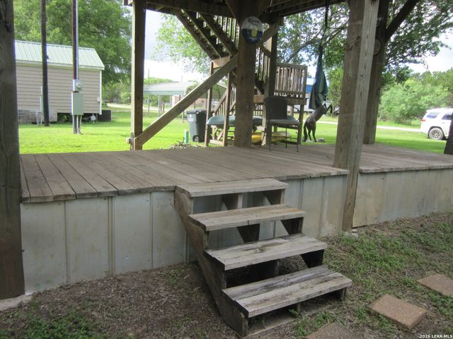 477 Paloma Dr., Bandera, TX 78003