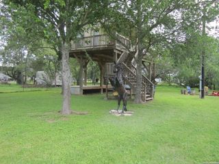 477 Paloma Dr., Bandera, TX 78003