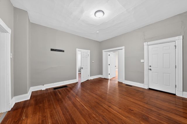157 E 42nd Street, Covington, KY 41015