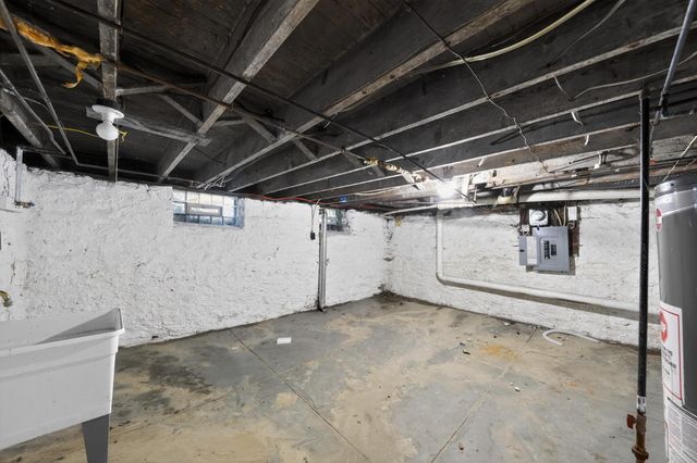 157 E 42nd Street, Covington, KY 41015