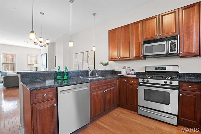 1013 Mississippi Avenue D, St Louis, MO 63104