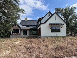 1742 Paradise Pkwy, Canyon Lake, TX 78133