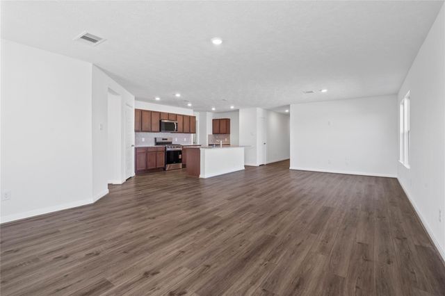 2907 Elassona Lane, Fresno, TX 77545