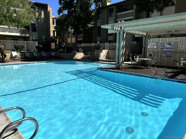 1885 Diamond St 2-235, San Diego, CA 92109
