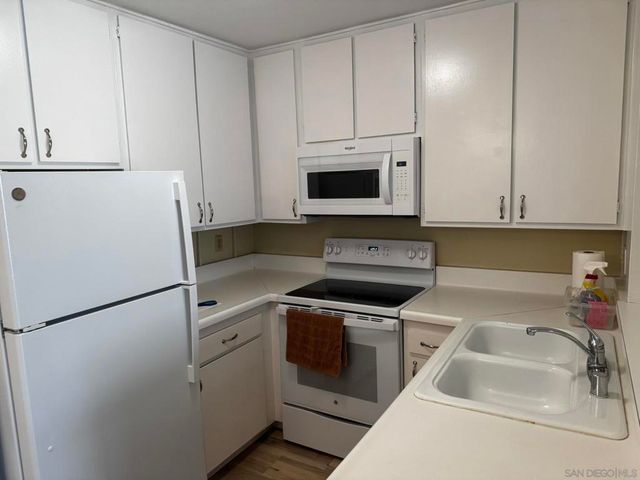 1885 Diamond St 2-235, San Diego, CA 92109