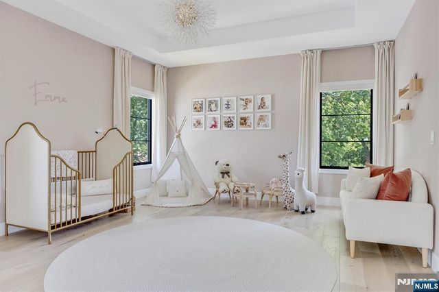 191 Nimitz Road, Paramus, NJ 07652
