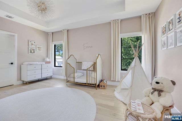 191 Nimitz Road, Paramus, NJ 07652