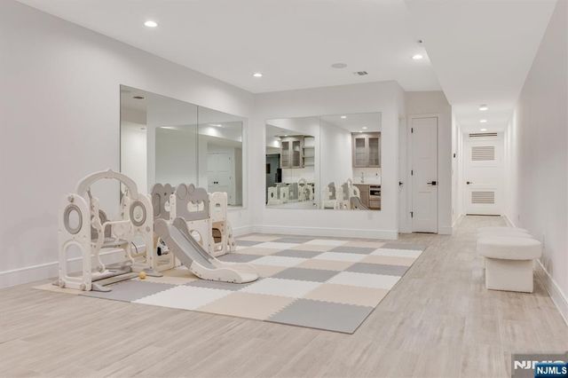 191 Nimitz Road, Paramus, NJ 07652