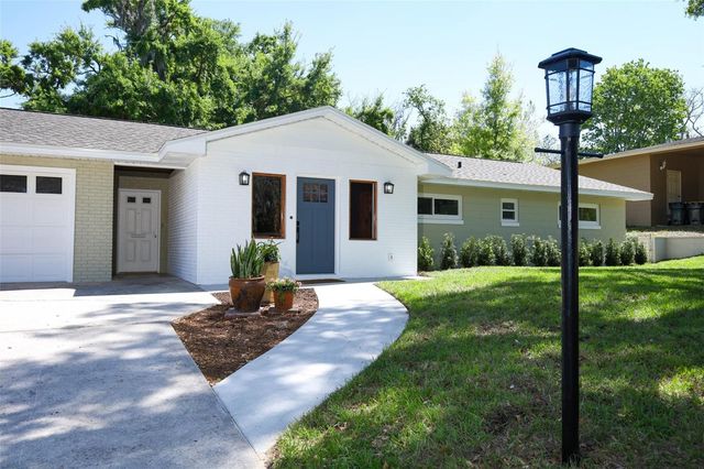 627 ANDERSON STREET, Clermont, FL 34711