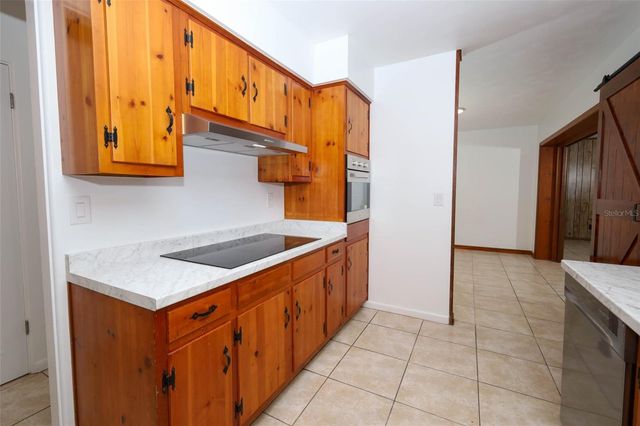 627 ANDERSON STREET, Clermont, FL 34711