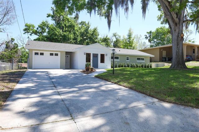 627 ANDERSON STREET, Clermont, FL 34711