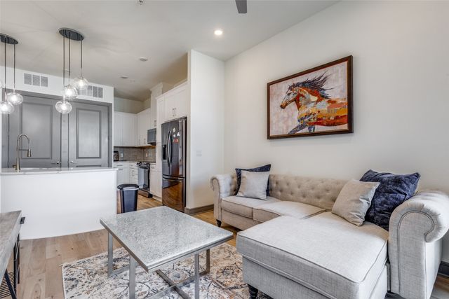 2700 Old Denton Road 3350, Carrollton, TX 75007