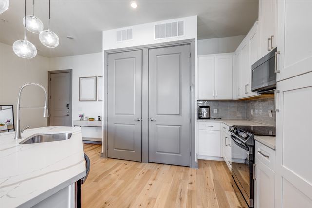 2700 Old Denton Road 3350, Carrollton, TX 75007