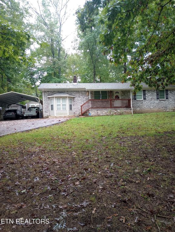 1015 Myrtle Ave, Crossville, TN 38555