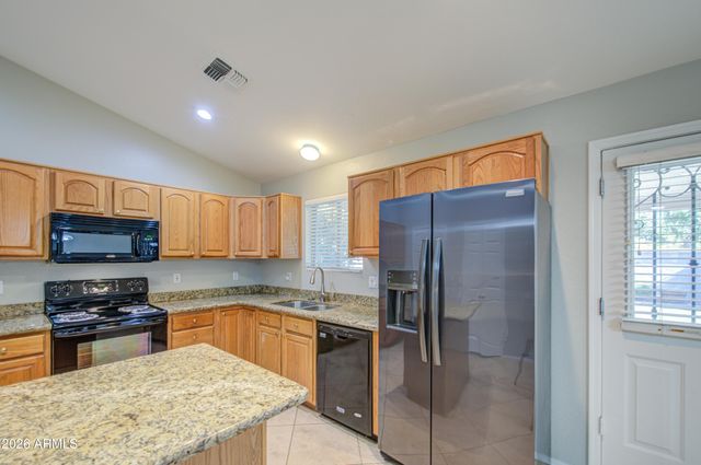 2141 E MARQUETTE Drive, Gilbert, AZ 85234