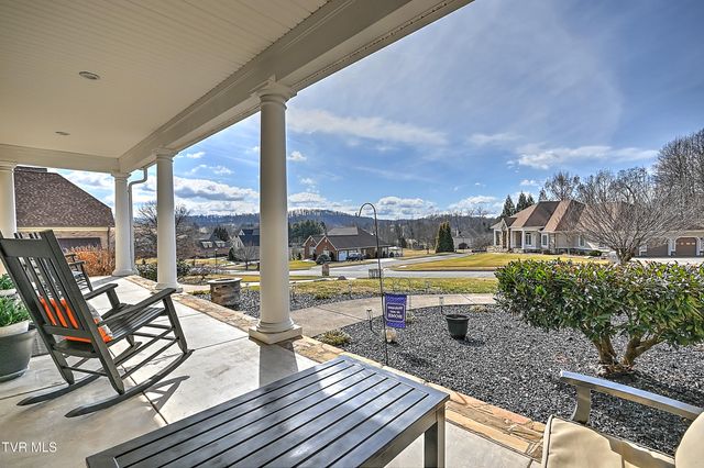 204 Strawberry Field Drive, Johnson City, TN 37604