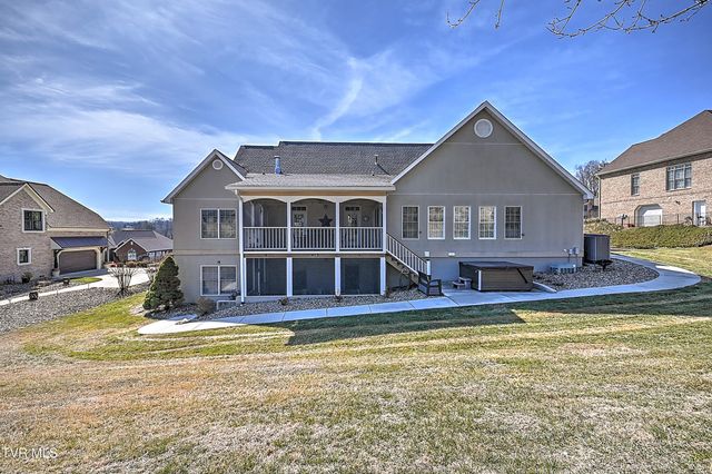 204 Strawberry Field Drive, Johnson City, TN 37604