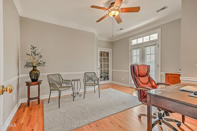 204 Strawberry Field Drive, Johnson City, TN 37604