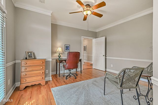 204 Strawberry Field Drive, Johnson City, TN 37604