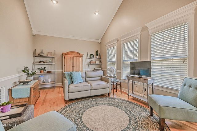 204 Strawberry Field Drive, Johnson City, TN 37604