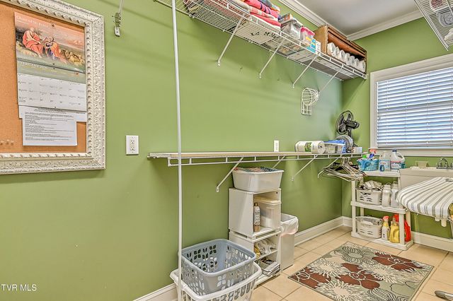 204 Strawberry Field Drive, Johnson City, TN 37604