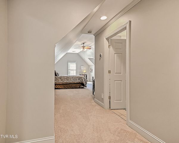 204 Strawberry Field Drive, Johnson City, TN 37604