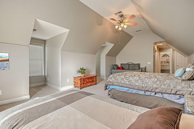 204 Strawberry Field Drive, Johnson City, TN 37604