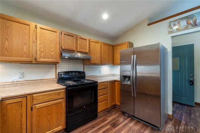 2221 Tall Timber Court, Fairborn, OH 45324
